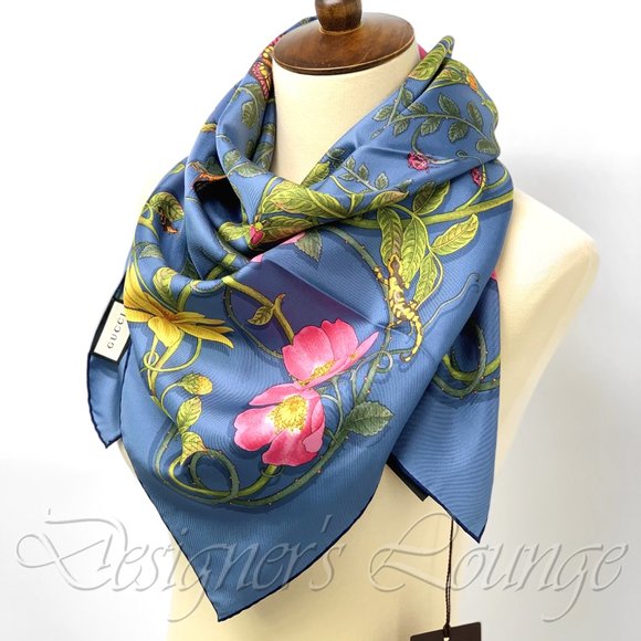 ⚡️SOLD! NWT GUCCI Sky Blue Flower Web Silk Scarf - Picture 6 of 7